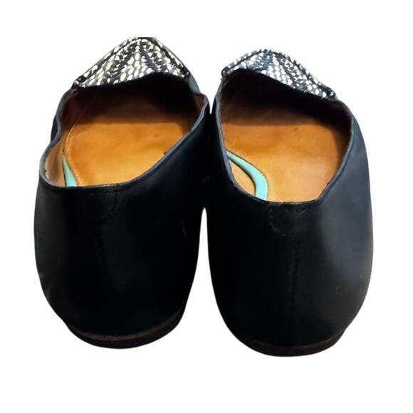 Coach Oakland Flats Black Leather with Snakeskin Accent Toes Size 6.5B - Picture 4 of 6